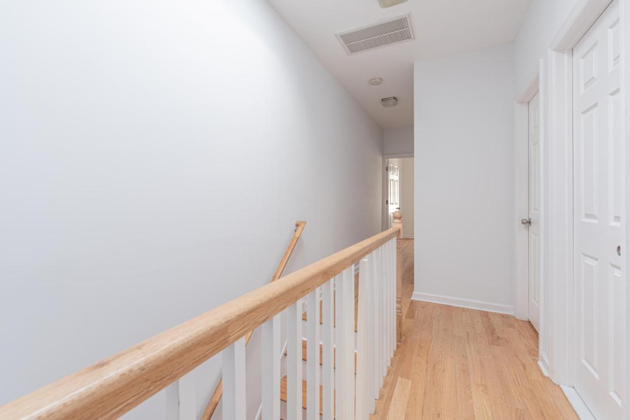 Villa Tranquil Town House With Parking And Laundry - Just 25 Minutes To Time Square! Jersey City Exterior foto